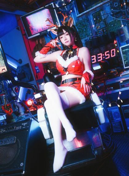 女被多触手怪吸乳3d_超清免费高清观看