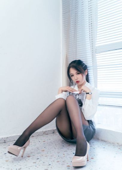 裸话情缘_高清电影在线观看