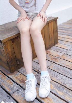 年轻善良的嫂子现在观看_4K电影完整版在线观看