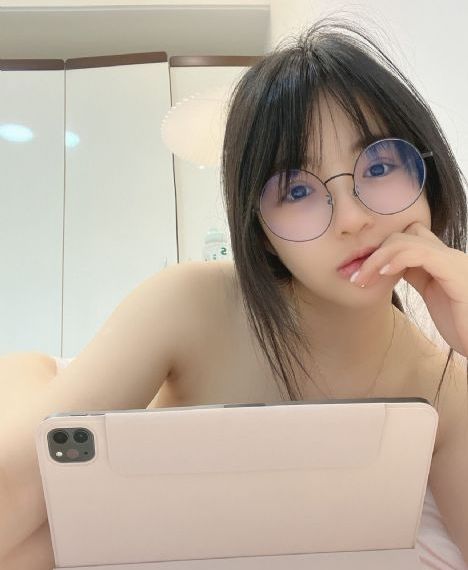 粉红女郎在线观看全集免费播放_国产剧电视剧在线观看