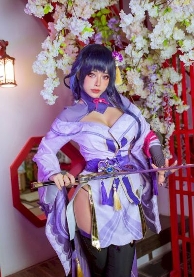 台湾老情趣全棵内衣秀12集_BD英语高清在线观看