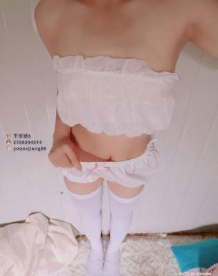 年轻的阿姨在线播放_1080P电影在线观看