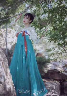 我嫂子的工作_高清迅雷下载